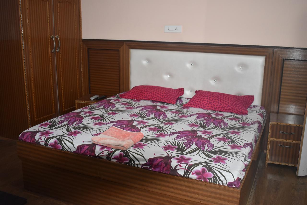 Hotel Snow Flake Rāmpur Dış mekan fotoğraf